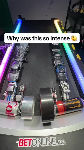 One of the most intense treadmill car racing videos ive seen 👀