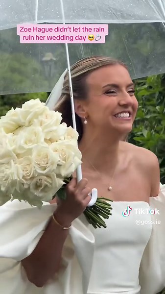 @Zoe Hague didn’t let the rain ruin her wedding day 🥹💍 The influencer, who is the older sister of @Molly-Mae, married her longtime love Danny Rae in the Lake District last weekend 💒 #zoehague #wedding #mollymae