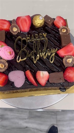 Ferrero Rocher Brownie Cake 🍫😍#ytshorts #shortsviral #birthday brownie