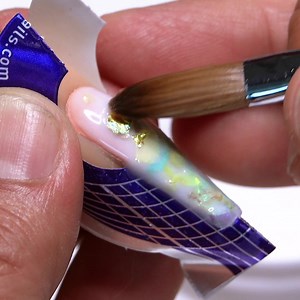 Beautiful nails made easy with Young Nails 🔥 Shop Mylar & Glitter today! | Young Nails