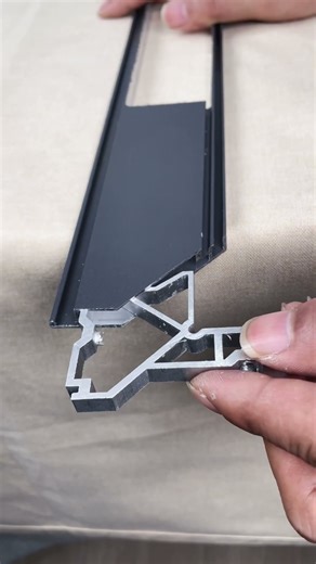 Ultra-thin frameless window screen, no-nail structure, easy to disassemble and assemble