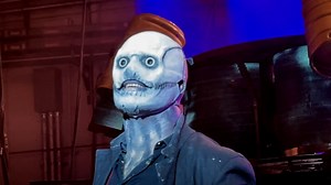 SLIPKNOT Frontman COREY TAYLOR's New Mask Is Now Available As A 'Metal Sticker'