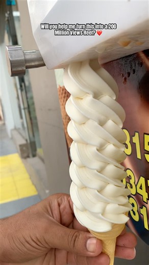 Special vanilla cone ice creames #icecream #streetfood