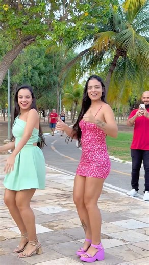 Honey honey 🍯 #dance #dancevideo #foryou #viralvideo #viraldance #viralshorts