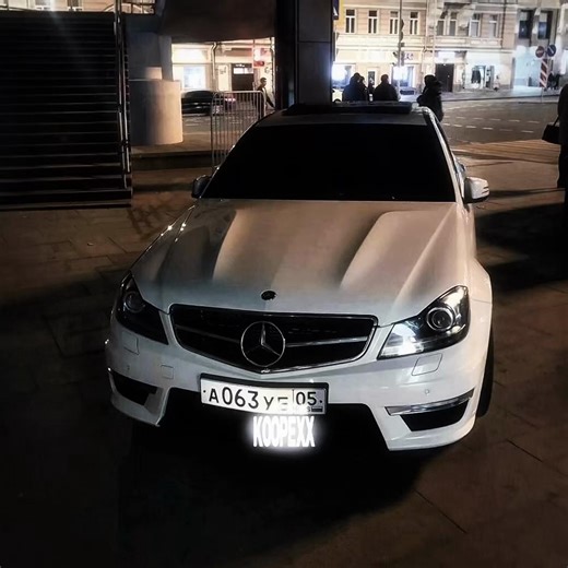 Exploring the Mercedes AMG W204 C63