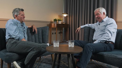 "I stood up and stated 'I promise you that if you build a new track [in Gateshead] then I'll break the world record'." Sir Brendan Foster recalls his remarkable world 3000m record of 7:35.2 in Gateshead back in 1974 🇬🇧 That world record lasted for four years until Henry Rono ran 7:32.1 in 1978 🤯 🎙️ Tim Hutchings Watch the full interview 👇 https://athleticsweekly.com/news/interviews/watch-track-and-field-legends-sir-brendan-foster-1040000663/ | Athletics Weekly