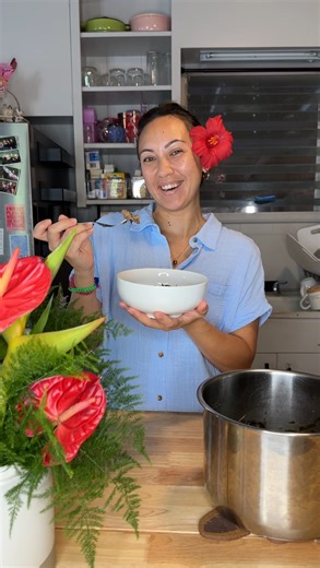 Thalia Adachi on Instagram: "If you’re ʻOno for some laulau, but don’t want to do all the prep, this recipe is for you! 🤙🏾 PS. My dress is from @prettypleasehawaii ☺️ thanks for helping me look P 💃🏽 Use code Thalia for 20% off 🛍️ Lūʻau stew 🌱 Ingredients: 1.5 lbs meat 1 lb taro leaves 1 medium onion, sliced 1 tsp liquid smoke 1 cup water 1 tsp beef better than bullion Hawaiian Salt & Pepper to taste Recipe: 1. Clean taro leaves, devein, wash and dry 2. Layer leaves, roll, and slice, set as