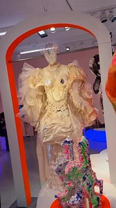 Curator, nightlife icon, and creative visionary Susanne Bartsch brings her dazzling world to life in Bartschland: Transformation at the Museum für Gestaltung Zürich in Switzerland. The exhibition celebrates self-expression, performance, and the artistry of identity — featuring collaborators like Charlie Le Mindu, Muffinhead, and Chappell Roan. A vibrant fusion of fashion, makeup, and avant-garde design, it’s a love letter to individuality and transformation. . Source: bartschland #art #artist #d