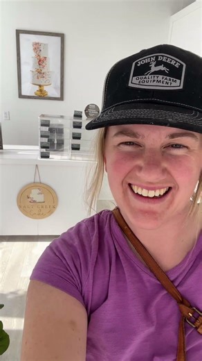 My pop up bake shop made $1700 in revenue on Mother’s Day weekend 💗💗💗