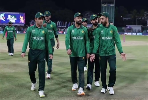 Babar Ki Behtareen Khelne Ki Takneek