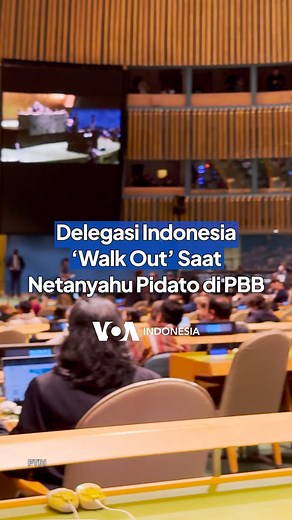 Delegasi Indonesia ‘walk out’ saat Perdana Menteri Israel Benjamin Netanyahu berpidato di Sidang Majelis Umum PBB pada Jumat (27/9). Aksi serupa juga dilakukan oleh sejumlah delegasi dari negara lain. Ini bukan pertama kalinya Indonesia ‘walk out’ saat Israel berbicara di PBB. Menlu RI Retno Marsudi ‘walk out’ saat Dubes Israel untuk PBB memberikan pernyataan dalam debat terbuka Dewan Keamanan PBB pada bulan Januari lalu. 🔗 voaindonesia.com | VOA Indonesia