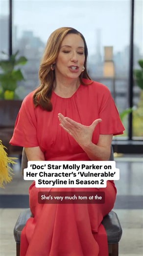 ‘Doc’ star #MollyParker is opening up about how her character Dr. Amy Larsen is continuing to rebuild her life following the season 1 car crash that resulted in a traumatic brain injury, wiping her memory of the previous eight years: “If you had lost all your memory and you depend on other people to tell you who you are, you are really vulnerable.” Read the digital cover story at the link in our bio. @foxtv | People