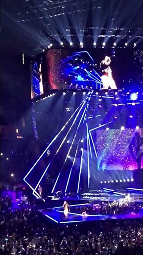 Shape of My Heart | Backstreet Boys, DNA World Tour