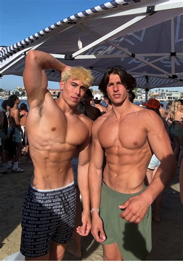 Beach bros #fyp #motivation #gymtok | gym motivation
