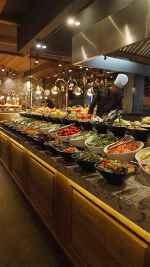 At the elegant Grand Hotel Therme restaurant, every bite feels like a celebration and every dinner becomes a stylish experience. 🍽️🕯️🥂 📞 0800 20 201 🌐 https://grandhotel.bg/book-now/ | Grand Hotel Therme