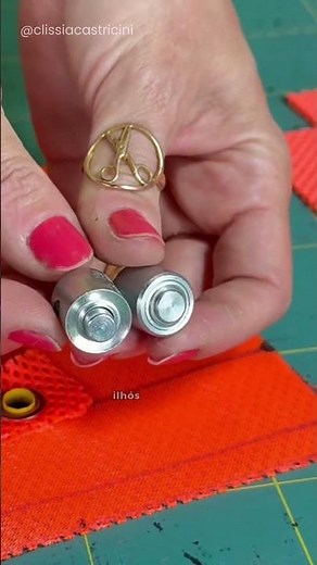 An easy way to apply eyelets with a touch of care that makes all the difference in the finish 🥰🧵✨