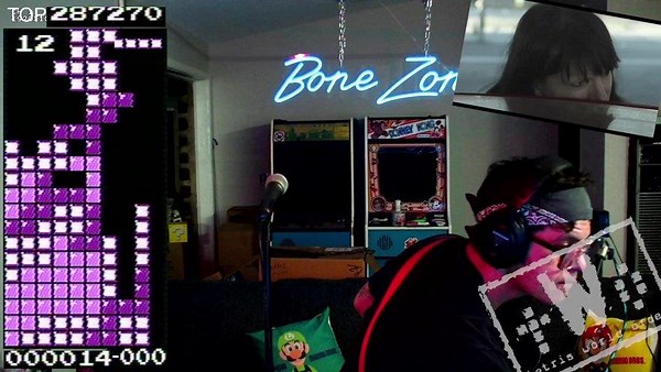 TotalRadNES - Twitch