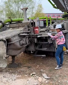 300K views · 496 reactions | Washing Down Heavy Cement Truck #CementClean #TruckWash #SiteWork #MixerJob #SimpleTools | Deep Dive News | Facebook