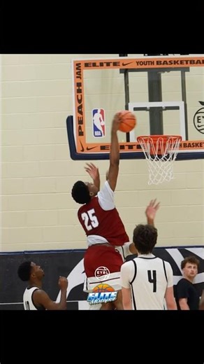 Erick Dampier Jr Putback In TRAFFIC! 🚦