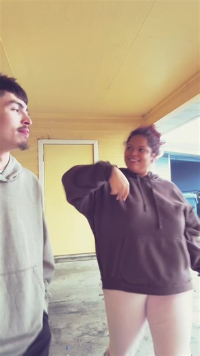 It’s gonna snow pookie made a DANCING TIK TOK #walkitout #fyp #valentinesday #foryoupage