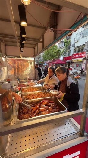 这家鸭货真的很好吃，过来品尝吧