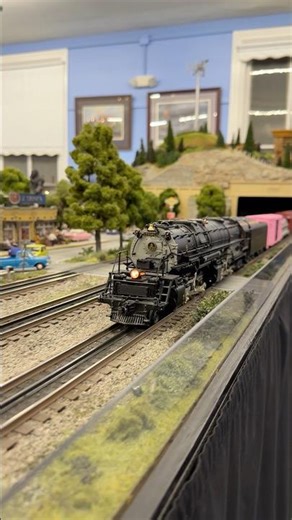 One of the boys at York picked up this TMCC EM-1. #modeltrains #steam #locomotive