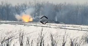 Russian-led forces' log and dirt bunker destroyed in Donbas (Video)