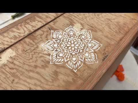 Cómo hacer relieve con stencil y pasta para relieve | Técnica fácil para decorar muebles