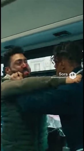 Crazy fight break out on the city bus two men fighting 👊🏼👊🏼👊🏼👊🏼