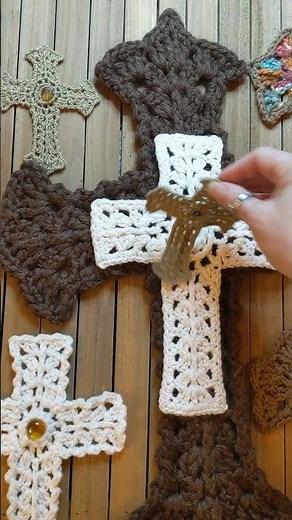 🎶 Crochet Cross ✝️🙏🏻💎 Jeweled Cross Wall Hanging Pattern🎵🎺