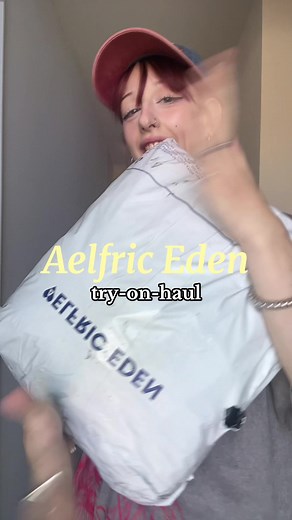 all from @aelfriceden_official, check out their big sale! #aelfriceden u can also use code ✨baek25✨ for 25% off 🖤 #outfitinspo #clotheshaul #baggypants #zipuphoodie