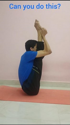 👉 “Can You Lift Your Legs Like This? 😳 Urdhvamukh Paschimottanasana” #advancedyoga #balance #shorts