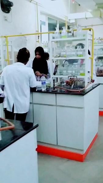 chemistry......🤷😝.... only science student can understand this 🤣😝😜...#science #famous_shayari