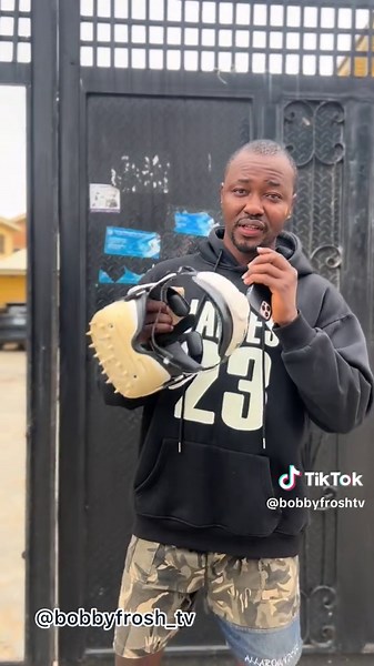 Playing Oculus Quest 2 Virtual Reality Games