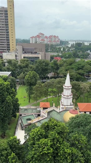Exploring Hajjah Fatimah Mosque in Singapore