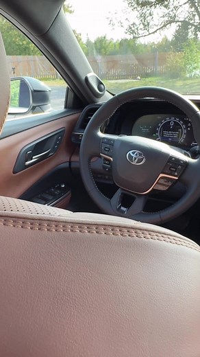 2025 Toyota Crown Signia Overview