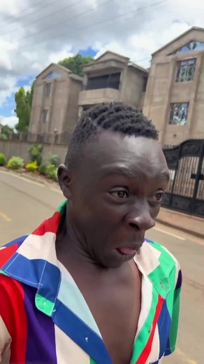 chasing the bag be like😅😅 @hilarious_aura #sheeactress #viral #vines #funnyvideos #justforfun #trending #lifestyle #fypシ゚viral #fypppppp #makemefamous #optimism #positivity