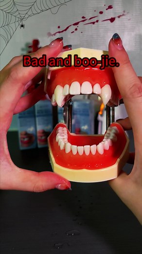 Achieve Dracula's Sharp Teeth for Halloween Cosplay