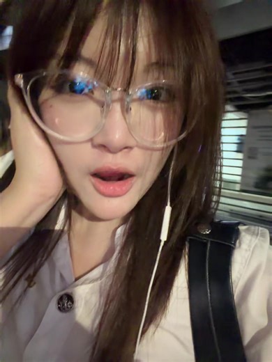 วิดีโอของ ผิงผิง (@pphxng._) พร้อมเพลง เสียงต้นฉบับ - rose - bbbbbbbbbbbbbbbbb