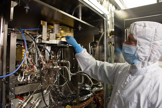 Scientists Shrink Chemistry Lab to Seek Evidence of Life on Mars - NASA