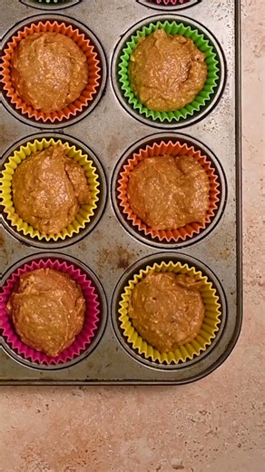 Moist Pumpkin Banana Muffins with Crumble Top recipe