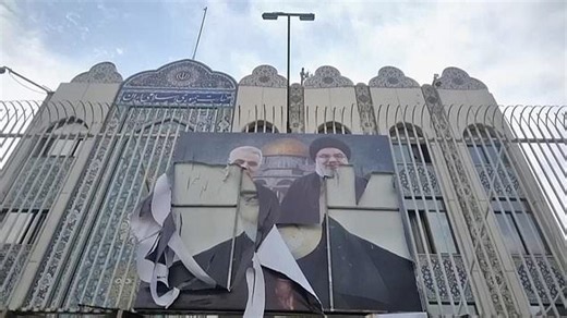 Iran embassy in Damascus destroyed after Syrians' ransack rampage