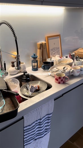 Come along to clean with me. I hope you’ll enjoy this long asmr Sunday kitchen reset 🤍 #asmrclean #asmrcleaning #satisfyingclean #cleanwithme #cleaningmotivation