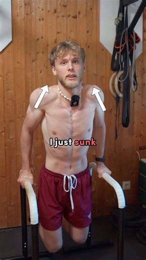 Levi Reiling | Calisthenics coach and physio on Instagram: "Master dips and all the basics with the „start Calisthenics from zero“ program inside statics everyday⚡️ (linked in my bio) #levisthenicsreposts #calisthenics #dips #bodyweighttraining #bodyweightworkout #calisthenicsbasics #calisthenicsmotivation #calisthenicsbeginner #calisthenicsvideos #calisthenicscommunity"