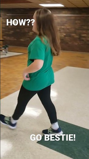 The duck walk by Angus young 😂🤣