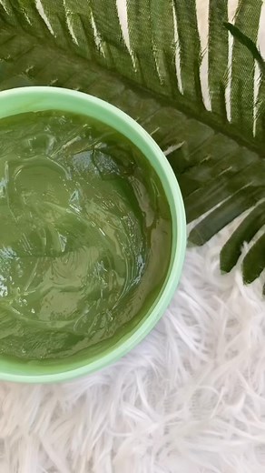 4.4K views | Avez vous deja teste notre pack pousse anti chute? Il est constitué de notre creme booster et notre lotion spéciale. Retrouvez le sur notre site yafabeauty.com en ville à la @parfumeriemokader.dkr ou au point E au @jardindelaparfumerie. Vous pouvez également nous contacter au 775311060 pour Le Senegal ou au +33 7 52 27 82 76 pour l’Europe. | Magic_hairlove | Facebook