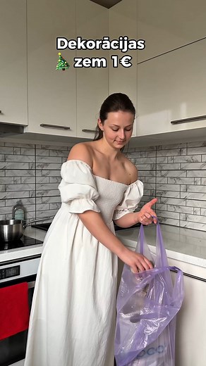 Eco Baltia VIDE on Instagram: "Svētki var būt gan skaisti, gan ilgtspējīgi 🎄🌱 Iedvesmojies DIY rotājumiem no mājās atrodamām lietām!"
