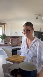 3.1K views | This is your sign to start making those low-tox changes!  Did you know your kitchen can be a major source of hormone disruptors? 凉 Plastic utensils, non stick coatings, synthetic fragrances, they can all interfere with your hormones over time! The good news? Simple swaps can transform your health. Need personalised hormone support? DM “MUNGBEANHELP” and we’ll be in touch 懶 | Mungbean Health | Facebook