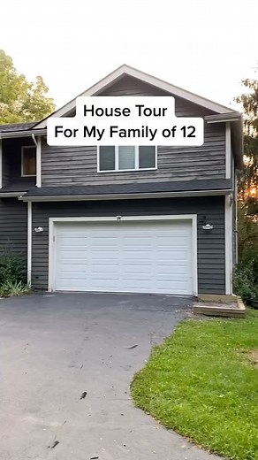 Dougherty Dozen on Instagram: "House Tour For Our Family of 12 I realized I never posted this 1 minute version of our whole house tour to reels. Hold on tight cuz it’s quick.😂 I’ve been posting room-by-room as well. And I have an extended version way down in our videos. We’re still remodeling, but it’s a 3500 square foot, 7 bedroom, 3 1/2 bath house. When we moved in it was technically a 4 bedroom house, but we just keep making bedrooms lol. The basement bedrooms have egress windows to meet ‘co