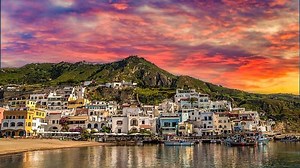 Perla Itálie. Ostrov Ischia zná jen málo Čechů, přitom je čarokrásný